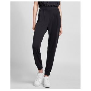 EXPRESS🖤Super High Waisted Silky Sueded Jersey Jogger XS